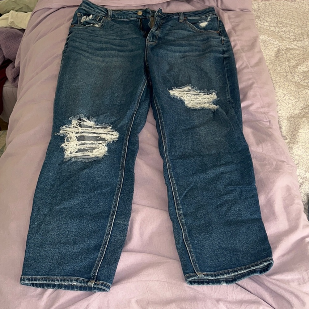American Eagle Ripped Stretch Mom Jeans